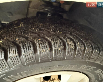 Білий Рено Трафік, об'ємом двигуна 2 л та пробігом 285 тис. км за 12600 $, фото 10 на Automoto.ua