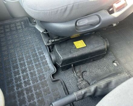 Белый Рено Трафик, объемом двигателя 2 л и пробегом 393 тыс. км за 9800 $, фото 11 на Automoto.ua