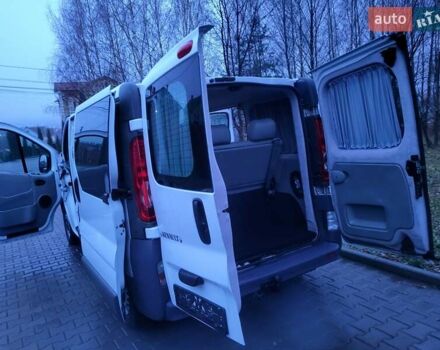 Белый Рено Трафик, объемом двигателя 2 л и пробегом 207 тыс. км за 11890 $, фото 43 на Automoto.ua