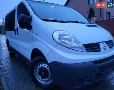 Белый Рено Трафик, объемом двигателя 2 л и пробегом 207 тыс. км за 11890 $, фото 5 на Automoto.ua