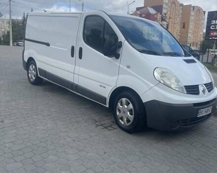 Белый Рено Трафик, объемом двигателя 2 л и пробегом 270 тыс. км за 8700 $, фото 1 на Automoto.ua