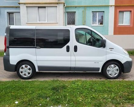 Рено Трафик 2011 в Ровно на Automoto.ua Белый Рено Трафик, объемом двигателя 2 л и пробегом 402 тыс. км за 11200 $, фото 1 на Automoto.ua
