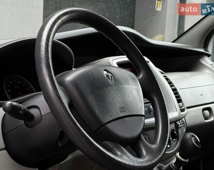 Белый Рено Трафик, объемом двигателя 2 л и пробегом 220 тыс. км за 13990 $, фото 23 на Automoto.ua