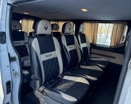 Білий Рено Трафік, об'ємом двигуна 2 л та пробігом 320 тис. км за 12000 $, фото 6 на Automoto.ua