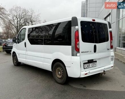 Білий Рено Трафік, об'ємом двигуна 2 л та пробігом 385 тис. км за 11000 $, фото 4 на Automoto.ua