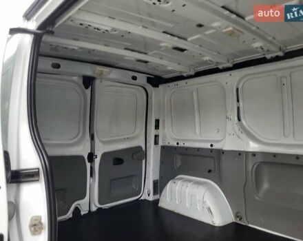Рено Трафик 2012 в Виннице на Automoto.ua Белый Рено Трафик, объемом двигателя 2 л и пробегом 288 тыс. км за 9800 $, фото 21 на Automoto.ua