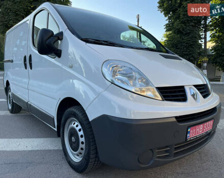 Белый Рено Трафик, объемом двигателя 2 л и пробегом 233 тыс. км за 11800 $, фото 12 на Automoto.ua