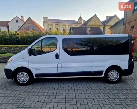 Белый Рено Трафик, объемом двигателя 2 л и пробегом 281 тыс. км за 10000 $, фото 6 на Automoto.ua