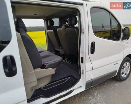 Белый Рено Трафик, объемом двигателя 2 л и пробегом 212 тыс. км за 13999 $, фото 25 на Automoto.ua