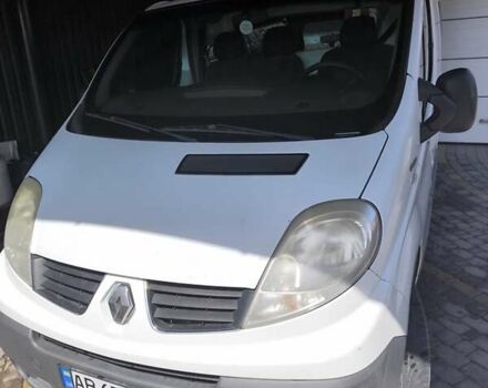 Белый Рено Трафик, объемом двигателя 2 л и пробегом 379 тыс. км за 9500 $, фото 4 на Automoto.ua