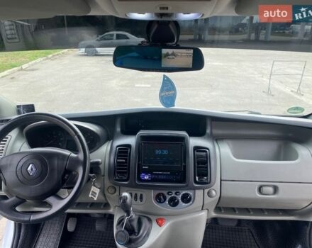 Белый Рено Трафик, объемом двигателя 2 л и пробегом 320 тыс. км за 12250 $, фото 55 на Automoto.ua