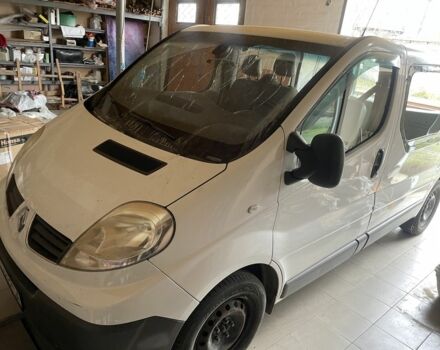 Белый Рено Трафик, объемом двигателя 2 л и пробегом 270 тыс. км за 3000 $, фото 1 на Automoto.ua