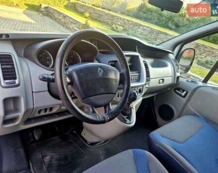 Белый Рено Трафик, объемом двигателя 2 л и пробегом 281 тыс. км за 10000 $, фото 12 на Automoto.ua