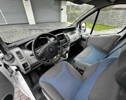 Белый Рено Трафик, объемом двигателя 2 л и пробегом 188 тыс. км за 7500 $, фото 8 на Automoto.ua