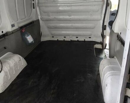 Белый Рено Трафик, объемом двигателя 2 л и пробегом 379 тыс. км за 9500 $, фото 16 на Automoto.ua