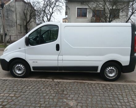 Белый Рено Трафик, объемом двигателя 2 л и пробегом 317 тыс. км за 8745 $, фото 7 на Automoto.ua