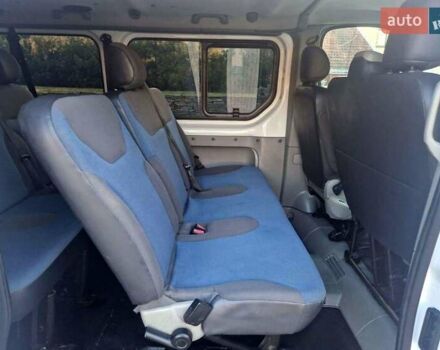 Белый Рено Трафик, объемом двигателя 2 л и пробегом 281 тыс. км за 10000 $, фото 11 на Automoto.ua