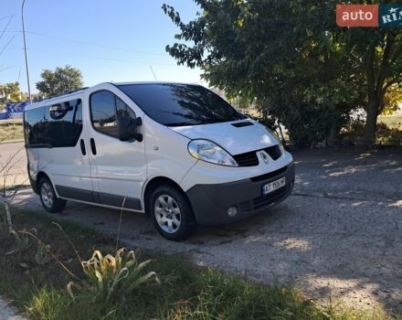 Білий Рено Трафік, об'ємом двигуна 2 л та пробігом 285 тис. км за 13200 $, фото 5 на Automoto.ua