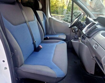 Белый Рено Трафик, объемом двигателя 2 л и пробегом 281 тыс. км за 8000 $, фото 13 на Automoto.ua