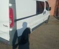 Білий Рено Трафік, об'ємом двигуна 2 л та пробігом 400 тис. км за 11000 $, фото 1 на Automoto.ua