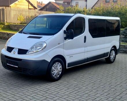 Белый Рено Трафик, объемом двигателя 2 л и пробегом 281 тыс. км за 8000 $, фото 2 на Automoto.ua