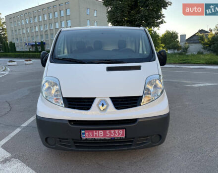 Белый Рено Трафик, объемом двигателя 2 л и пробегом 233 тыс. км за 11800 $, фото 16 на Automoto.ua