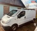 Белый Рено Трафик, объемом двигателя 2 л и пробегом 235 тыс. км за 12500 $, фото 2 на Automoto.ua
