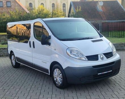 Белый Рено Трафик, объемом двигателя 2 л и пробегом 281 тыс. км за 8000 $, фото 1 на Automoto.ua