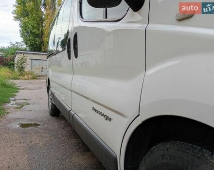Белый Рено Трафик, объемом двигателя 2 л и пробегом 368 тыс. км за 12300 $, фото 9 на Automoto.ua