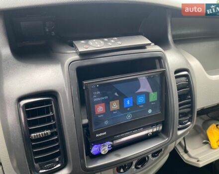 Белый Рено Трафик, объемом двигателя 2 л и пробегом 320 тыс. км за 12250 $, фото 32 на Automoto.ua