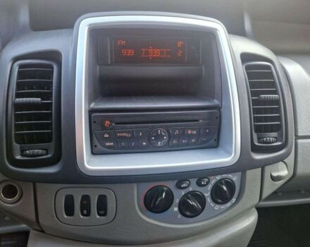 Белый Рено Трафик, объемом двигателя 2 л и пробегом 281 тыс. км за 8000 $, фото 19 на Automoto.ua