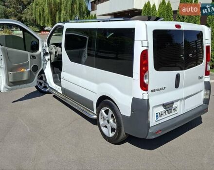 Білий Рено Трафік, об'ємом двигуна 2 л та пробігом 290 тис. км за 13500 $, фото 12 на Automoto.ua