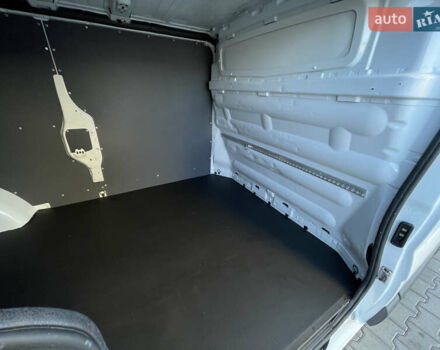 Белый Рено Трафик, объемом двигателя 2 л и пробегом 208 тыс. км за 12900 $, фото 49 на Automoto.ua