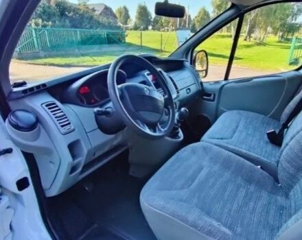 Белый Рено Трафик, объемом двигателя 2 л и пробегом 267 тыс. км за 9000 $, фото 10 на Automoto.ua