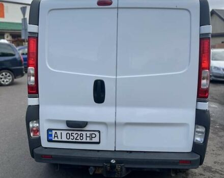 Белый Рено Трафик, объемом двигателя 2 л и пробегом 321 тыс. км за 8800 $, фото 2 на Automoto.ua