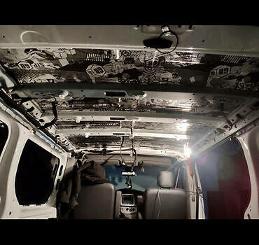 Білий Рено Трафік, об'ємом двигуна 2 л та пробігом 200 тис. км за 13500 $, фото 30 на Automoto.ua