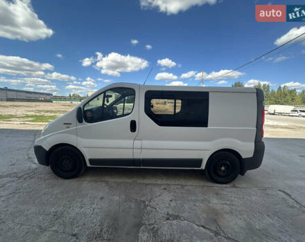 Белый Рено Трафик, объемом двигателя 2 л и пробегом 400 тыс. км за 8500 $, фото 7 на Automoto.ua