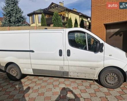 Белый Рено Трафик, объемом двигателя 2 л и пробегом 250 тыс. км за 8500 $, фото 5 на Automoto.ua