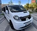 Білий Рено Трафік, об'ємом двигуна 2 л та пробігом 300 тис. км за 15000 $, фото 2 на Automoto.ua