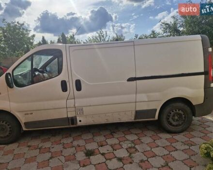 Белый Рено Трафик, объемом двигателя 2 л и пробегом 250 тыс. км за 8500 $, фото 2 на Automoto.ua