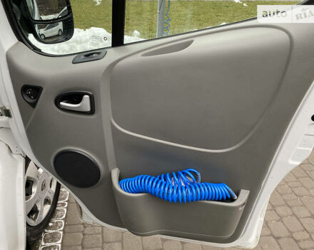 Білий Рено Трафік, об'ємом двигуна 2 л та пробігом 200 тис. км за 13500 $, фото 17 на Automoto.ua