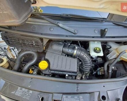 Білий Рено Трафік, об'ємом двигуна 2 л та пробігом 255 тис. км за 14300 $, фото 33 на Automoto.ua