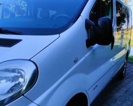 Белый Рено Трафик, объемом двигателя 2 л и пробегом 267 тыс. км за 9000 $, фото 3 на Automoto.ua