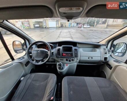 Белый Рено Трафик, объемом двигателя 2 л и пробегом 224 тыс. км за 11999 $, фото 17 на Automoto.ua