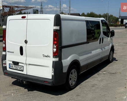 Белый Рено Трафик, объемом двигателя 1.9 л и пробегом 325 тыс. км за 12500 $, фото 3 на Automoto.ua