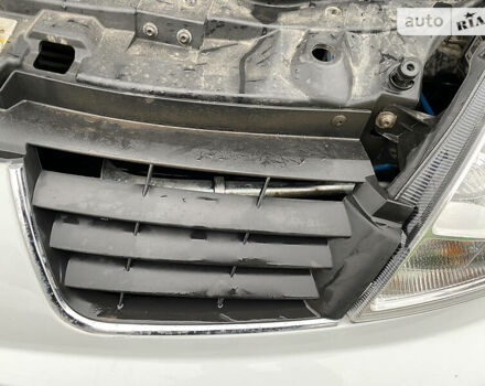 Білий Рено Трафік, об'ємом двигуна 2 л та пробігом 200 тис. км за 13500 $, фото 6 на Automoto.ua