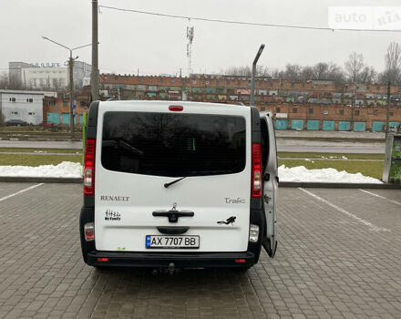 Білий Рено Трафік, об'ємом двигуна 2 л та пробігом 200 тис. км за 13500 $, фото 1 на Automoto.ua