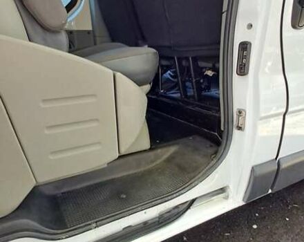 Білий Рено Трафік, об'ємом двигуна 2 л та пробігом 255 тис. км за 14300 $, фото 28 на Automoto.ua