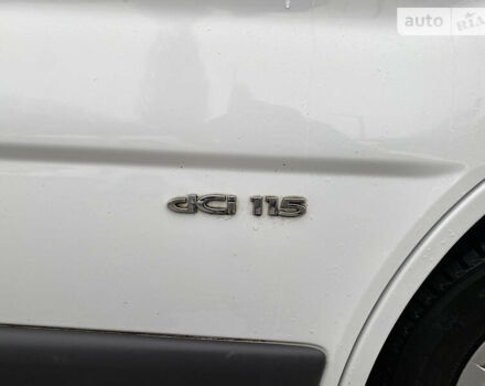 Білий Рено Трафік, об'ємом двигуна 2 л та пробігом 200 тис. км за 13500 $, фото 14 на Automoto.ua