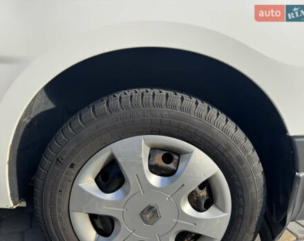 Белый Рено Трафик, объемом двигателя 2 л и пробегом 373 тыс. км за 12500 $, фото 19 на Automoto.ua